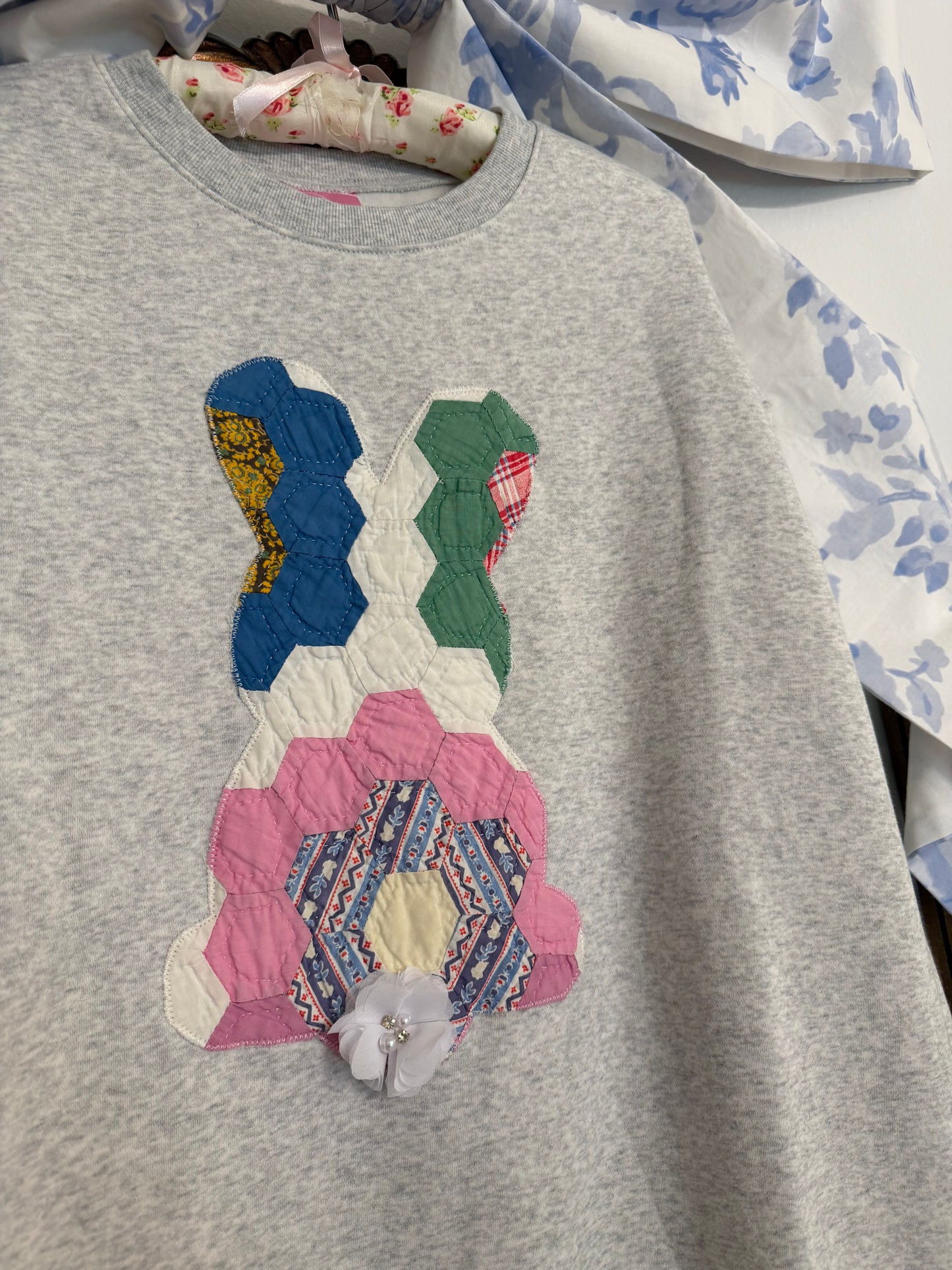 XL Quilted Bunny Crew