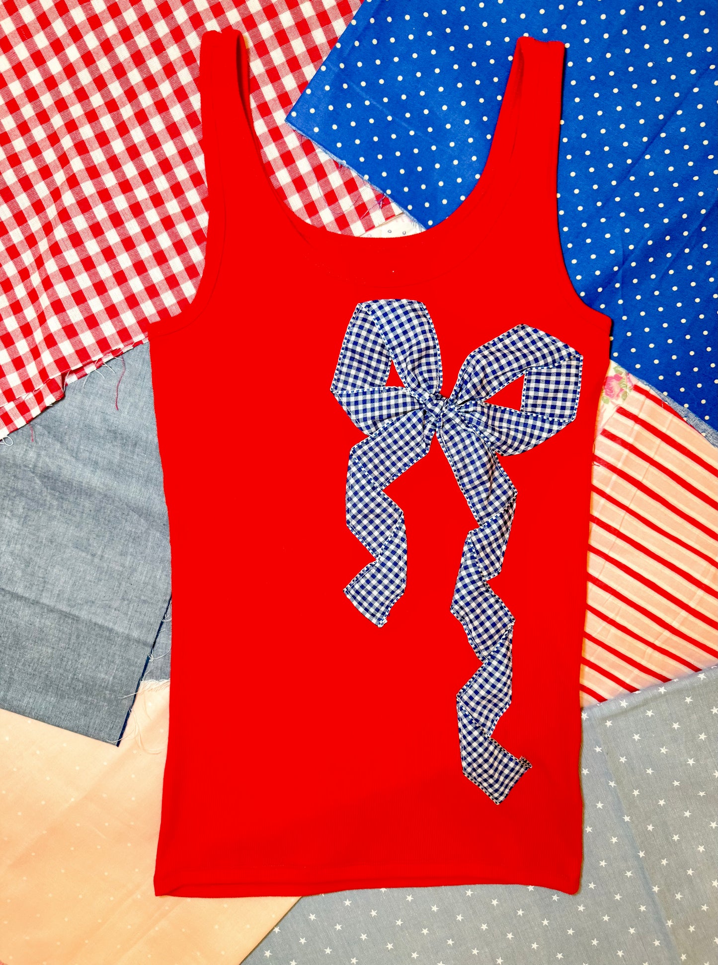 Red July 4th bow tank