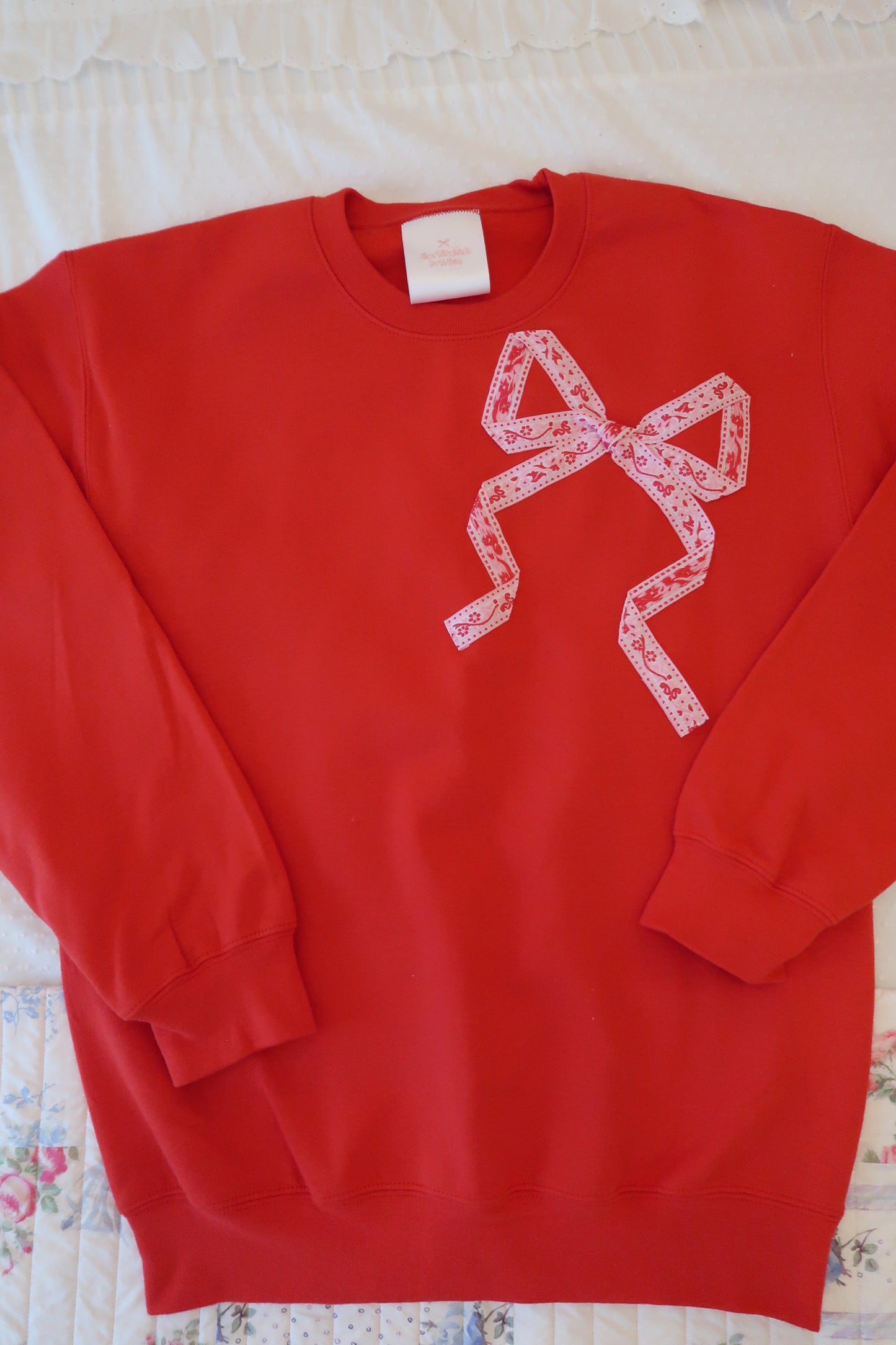 Small Signature Side Bow