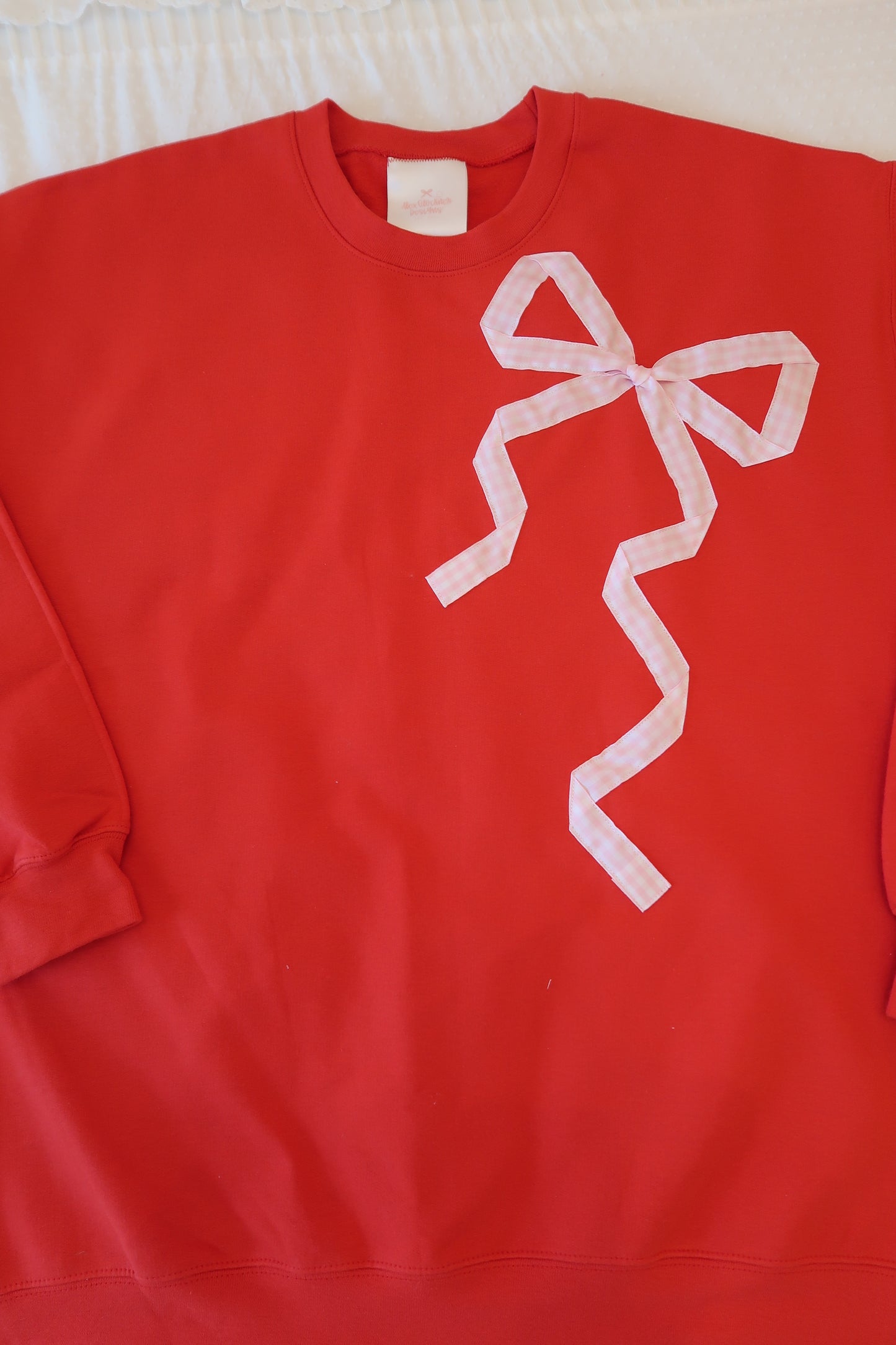 Large Signature Side Bow