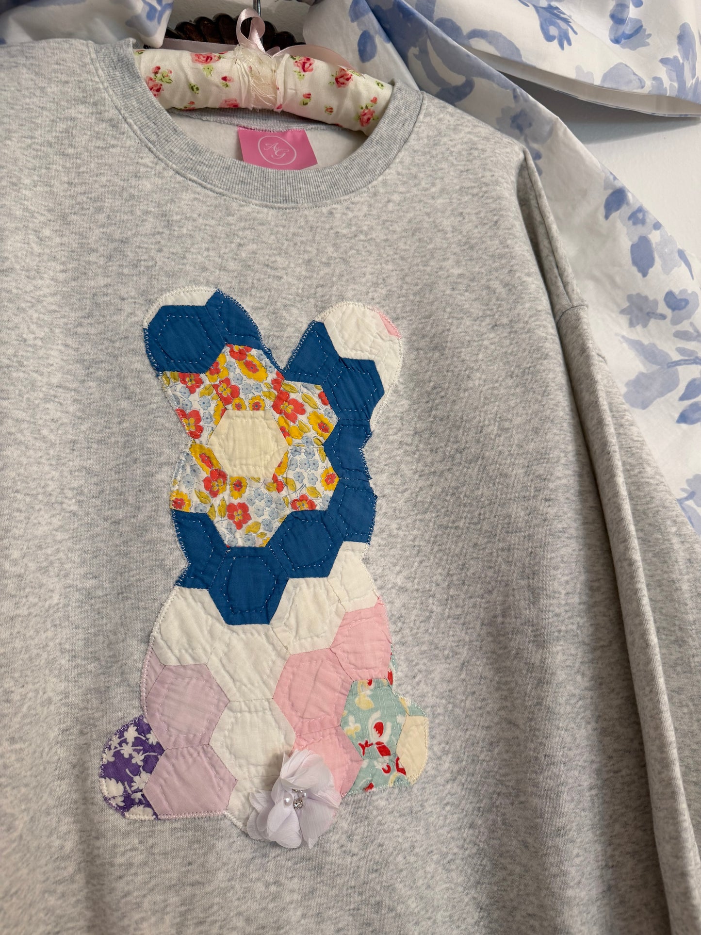 XL Quilted Bunny Crew