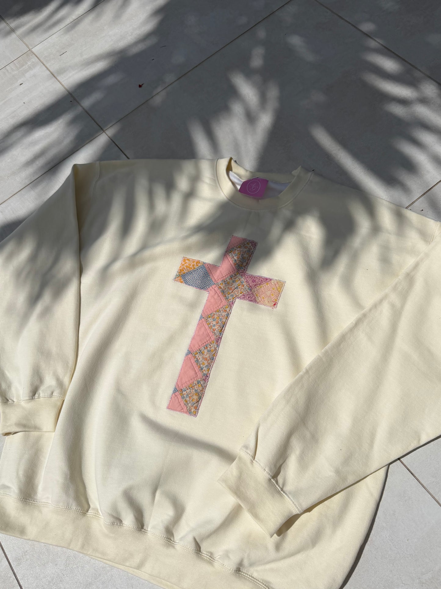 XXL Quilted Cross Crewneck