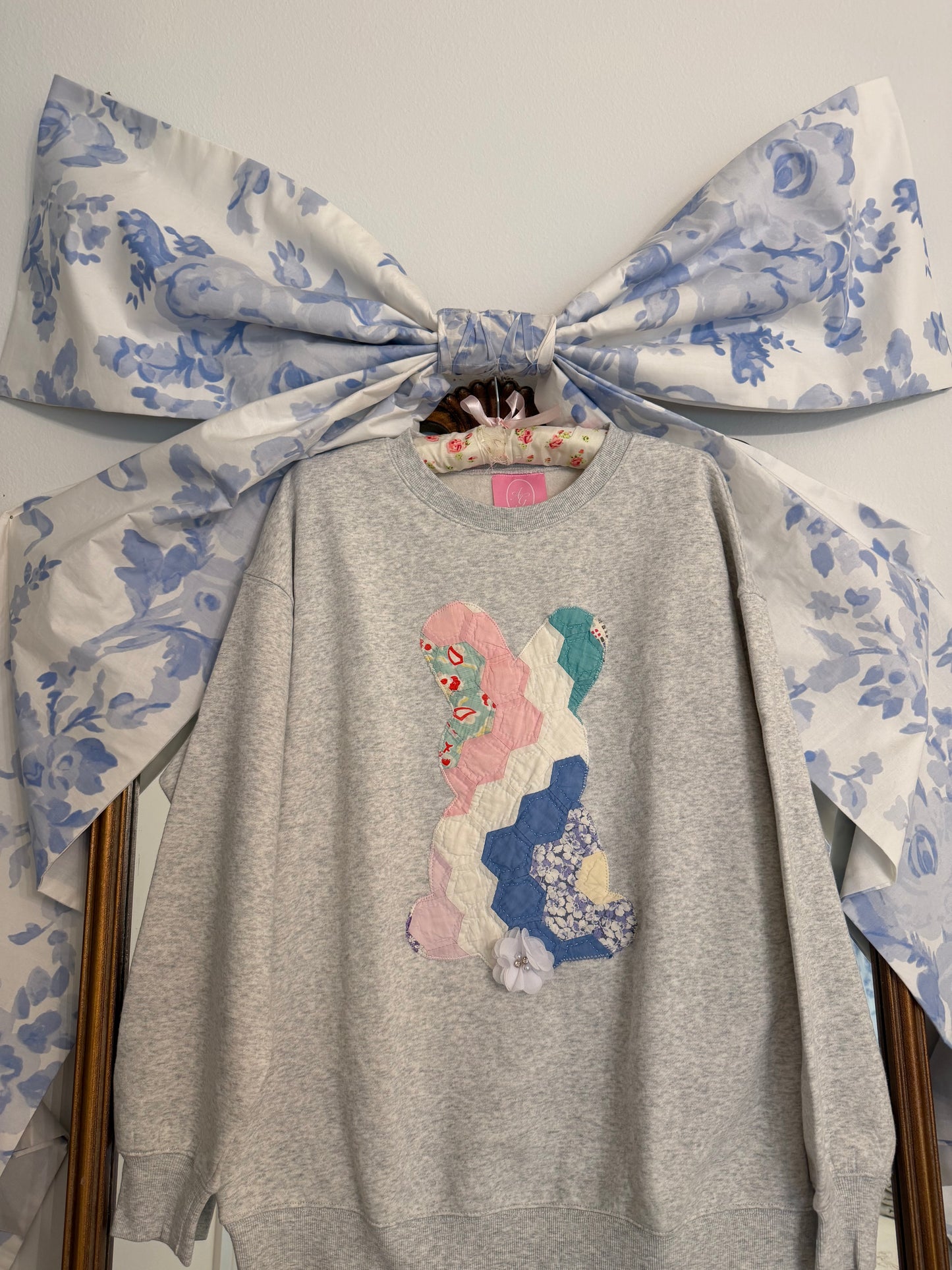 Medium Quilted Bunny Crew