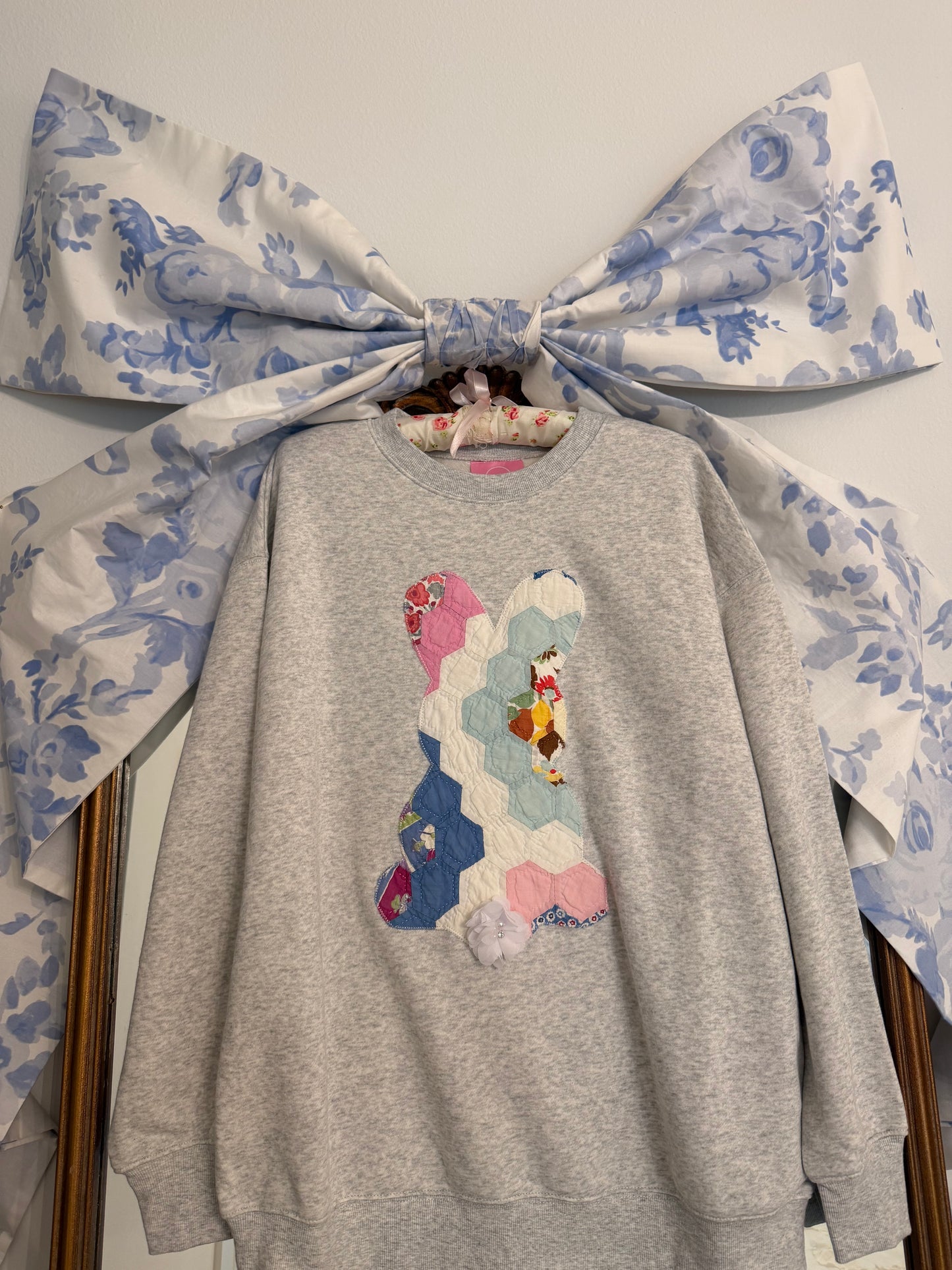 Medium Quilted Bunny Crew