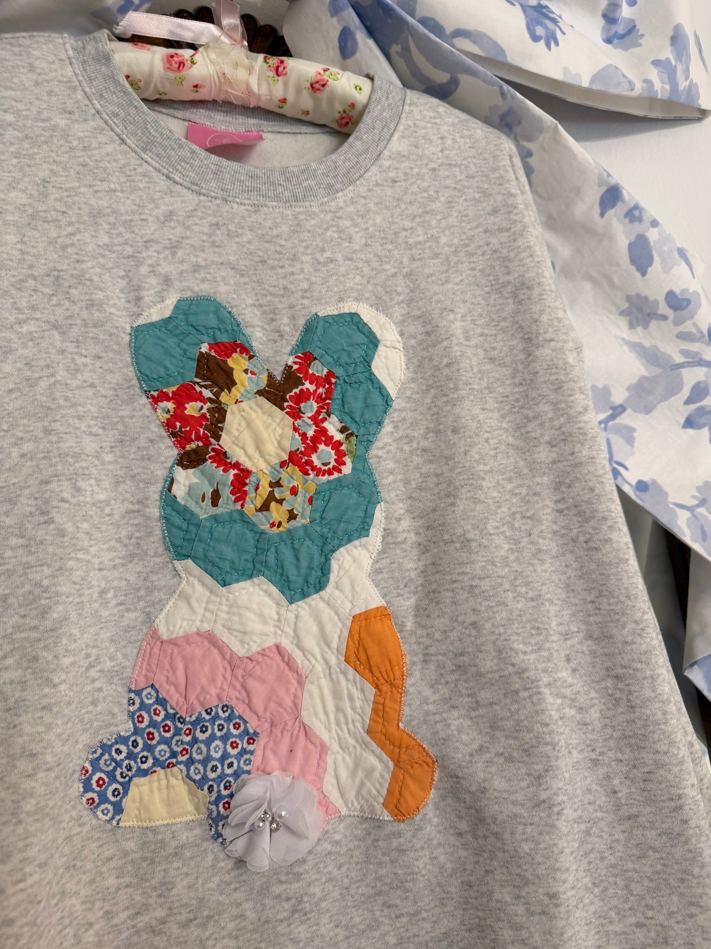 XXL Quilted Bunny Crew