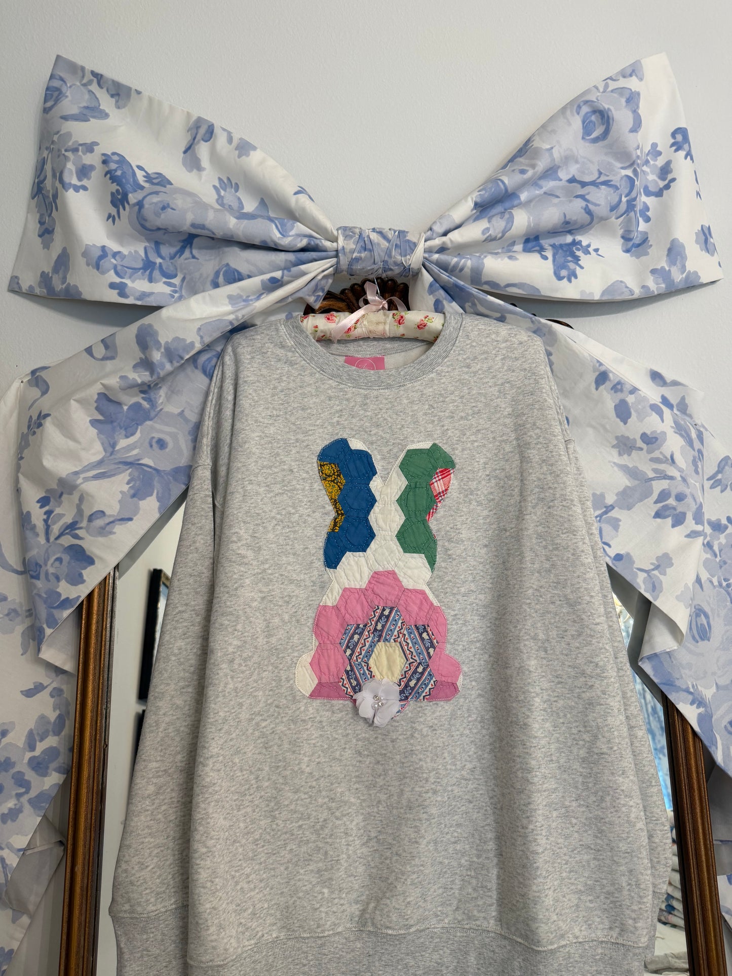 XL Quilted Bunny Crew